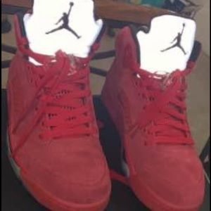 Jordan Retro 5 red
